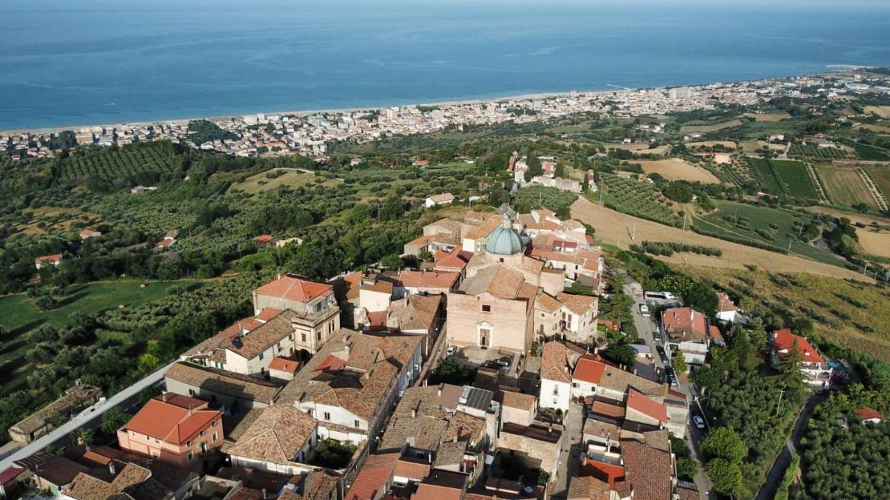 Seta Luxury Apartamento Roseto Degli Abruzzi Exterior foto