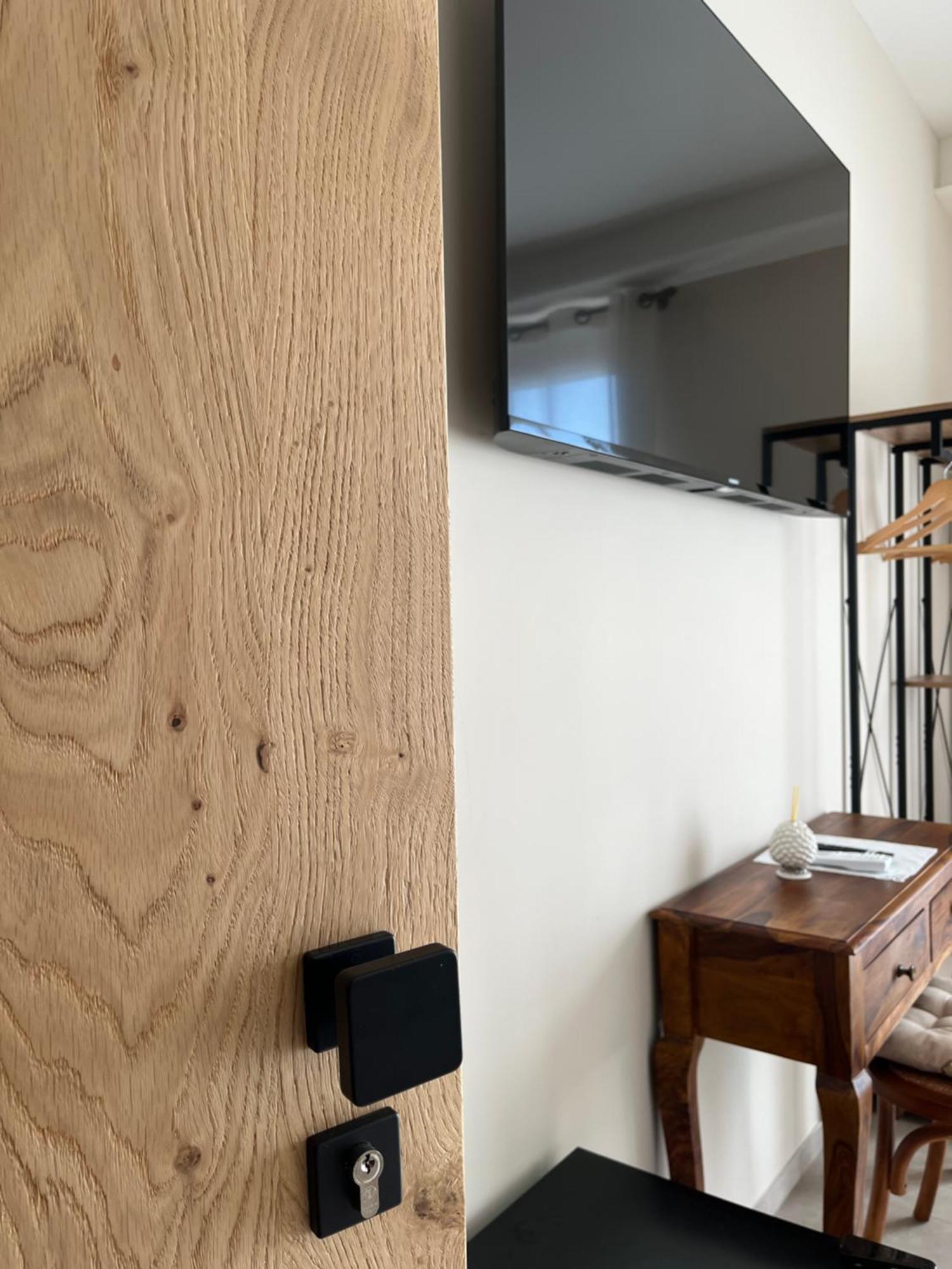 Seta Luxury Apartamento Roseto Degli Abruzzi Exterior foto