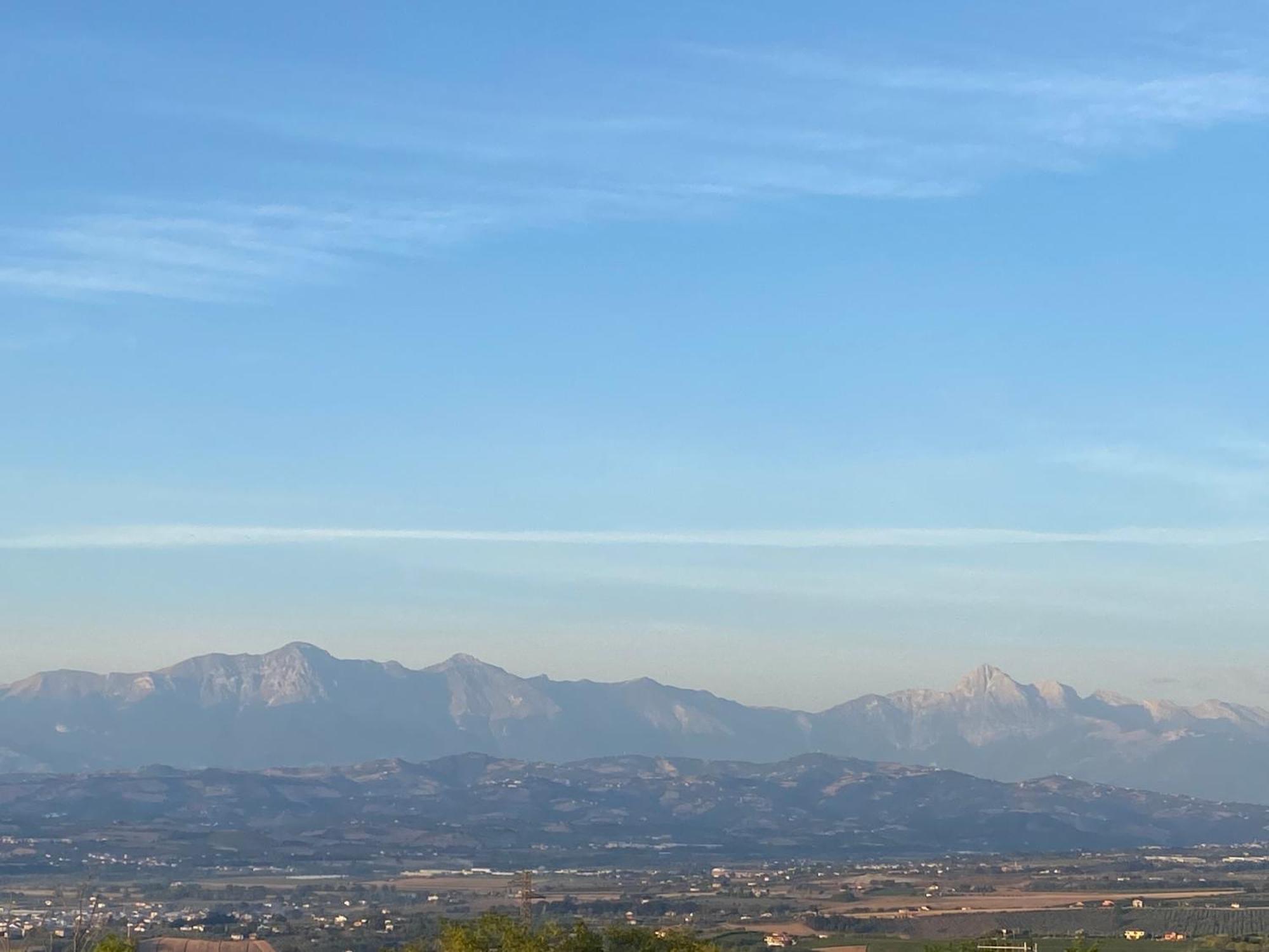 Seta Luxury Apartamento Roseto Degli Abruzzi Exterior foto