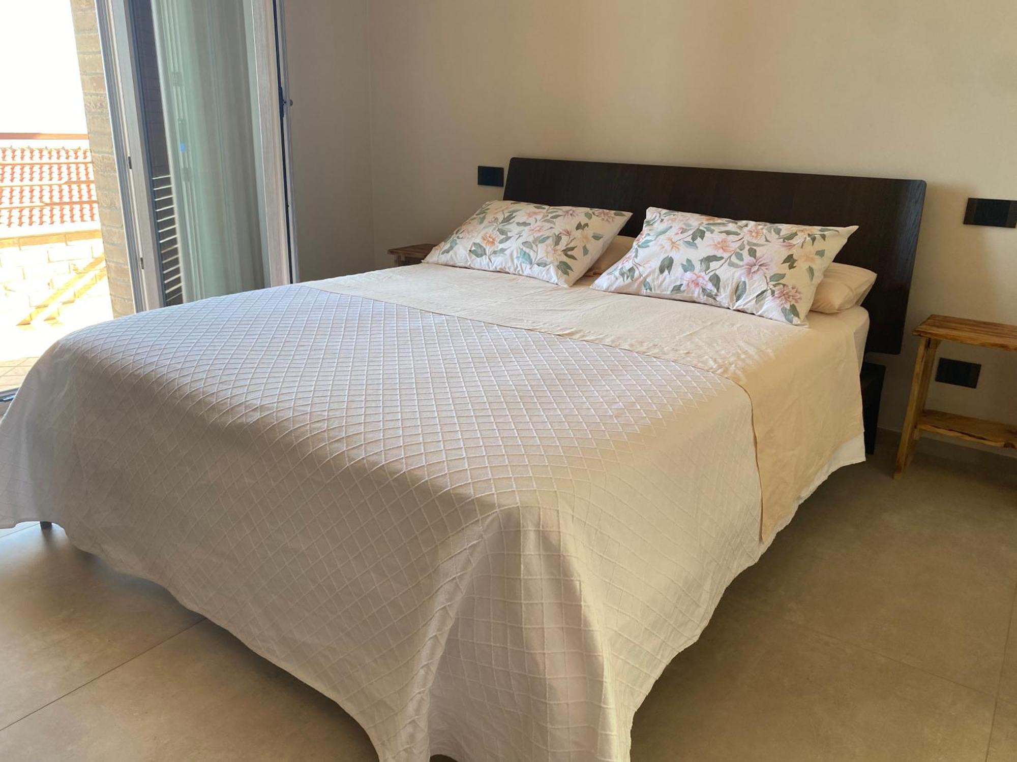 Seta Luxury Apartamento Roseto Degli Abruzzi Exterior foto