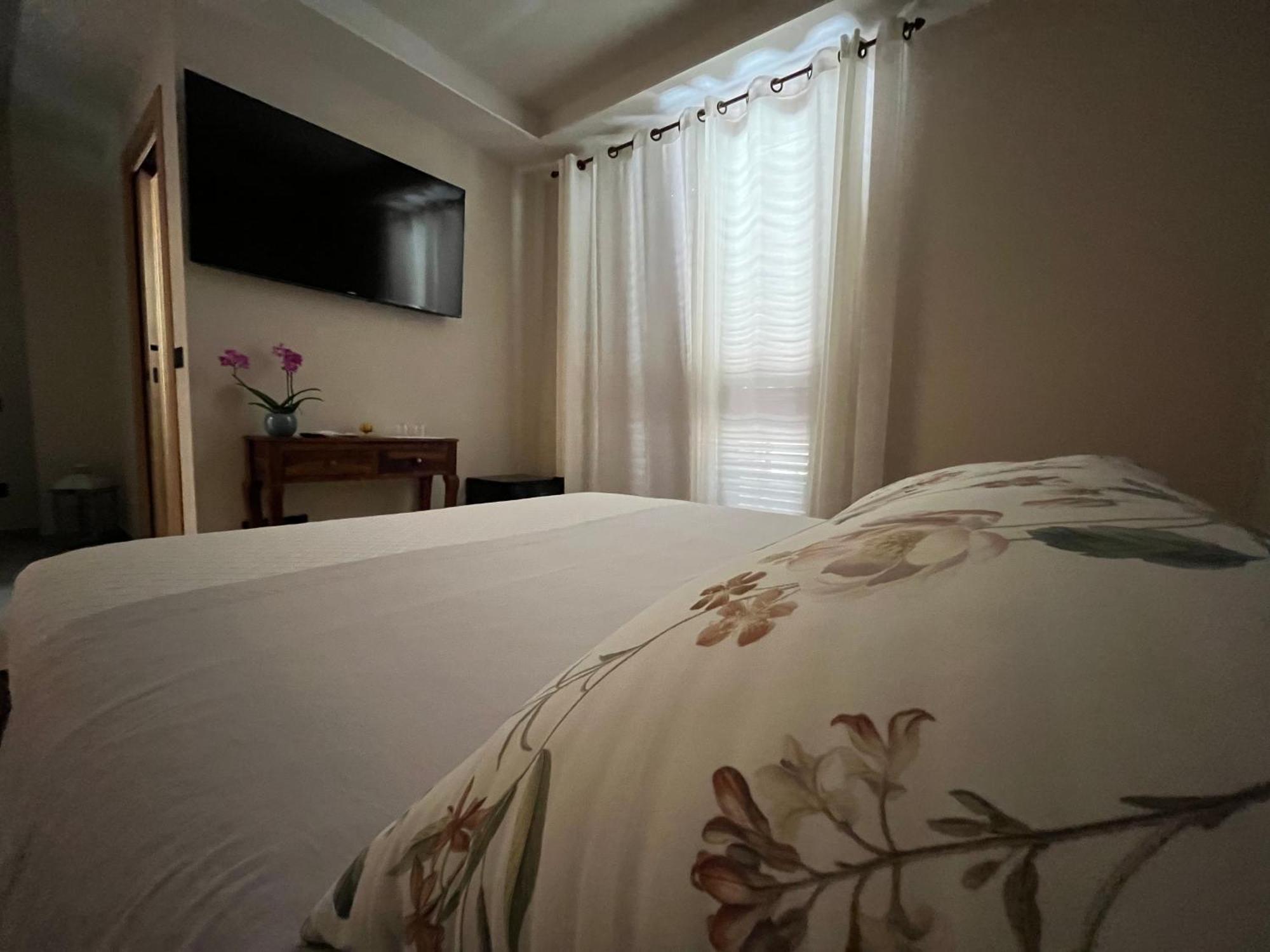 Seta Luxury Apartamento Roseto Degli Abruzzi Exterior foto