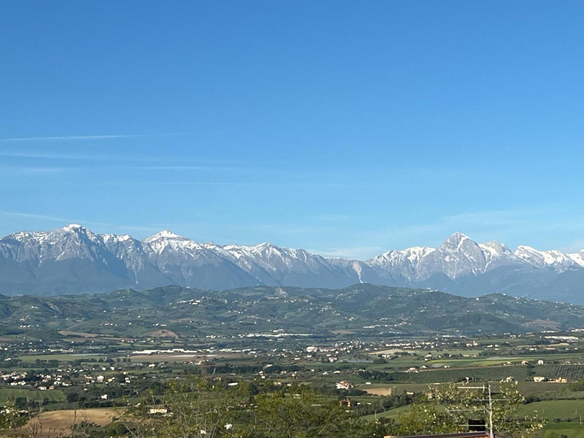 Seta Luxury Apartamento Roseto Degli Abruzzi Exterior foto