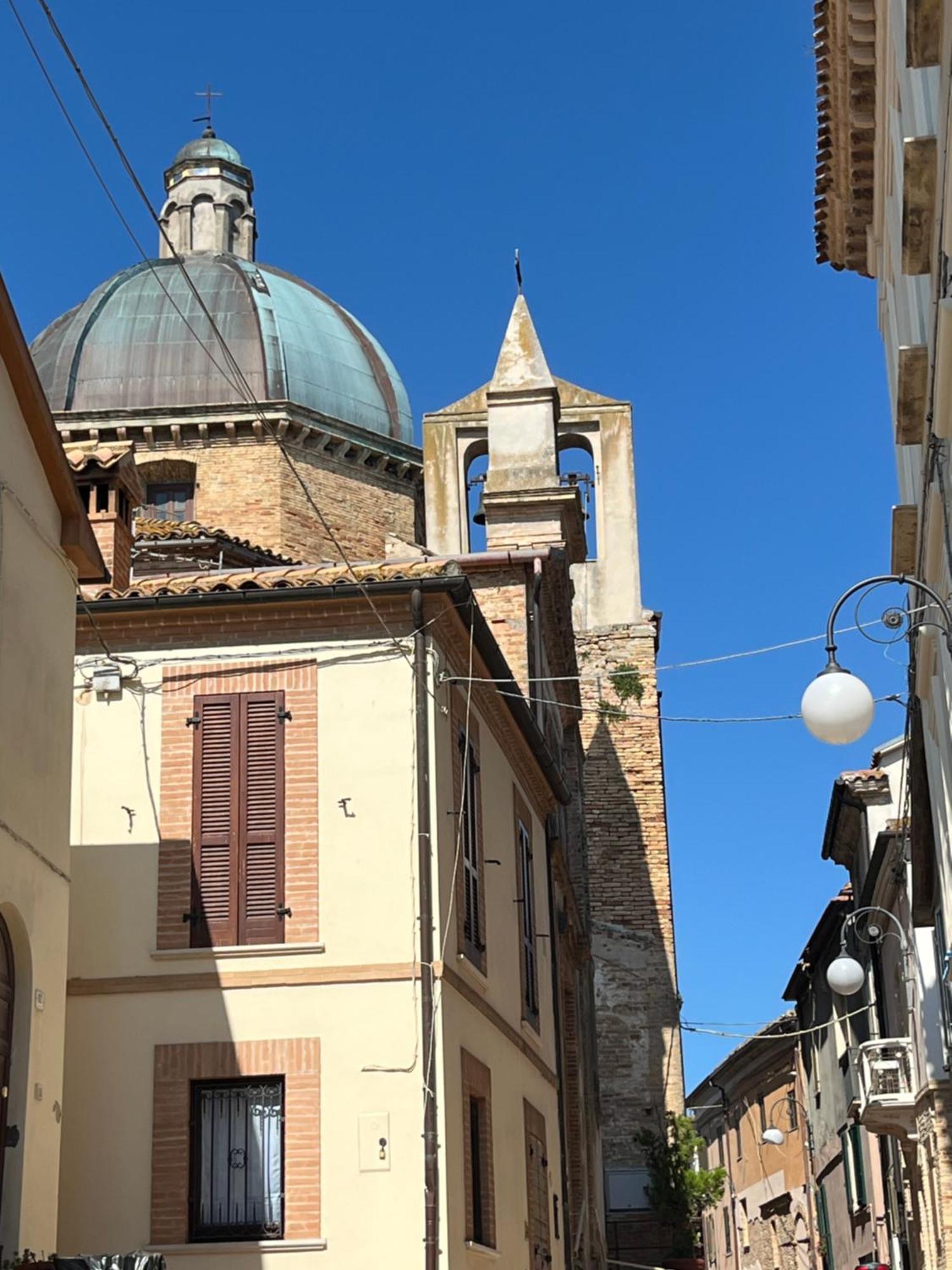 Seta Luxury Apartamento Roseto Degli Abruzzi Exterior foto