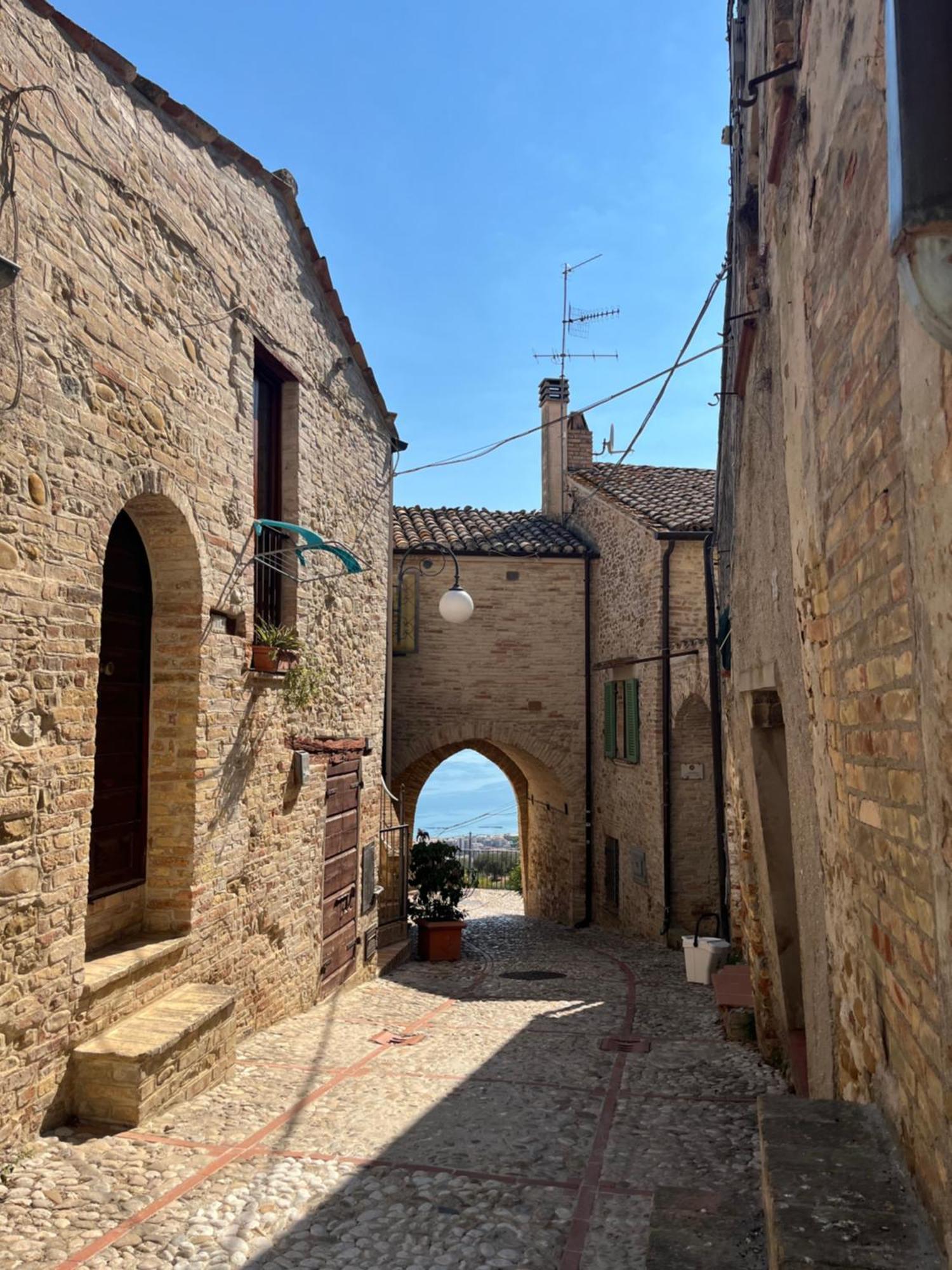Seta Luxury Apartamento Roseto Degli Abruzzi Exterior foto